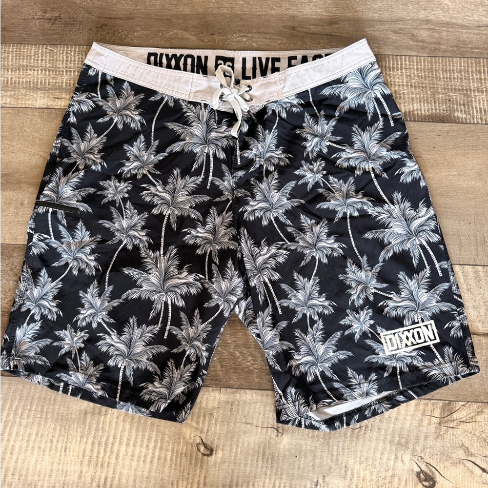 DIXXON Men's Black Palm-Print board shorts